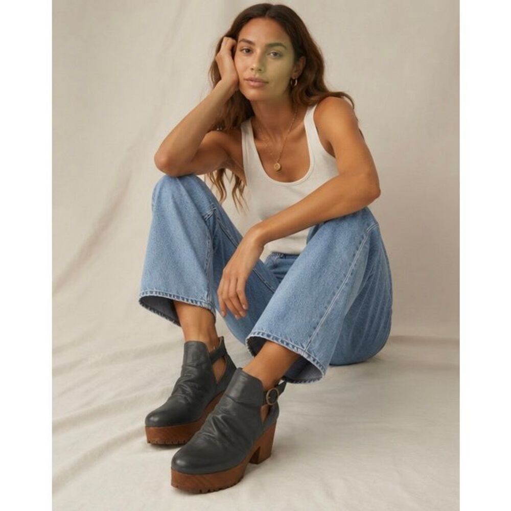 Free People Suri Platform Clog in Charcoal Grey Size 7